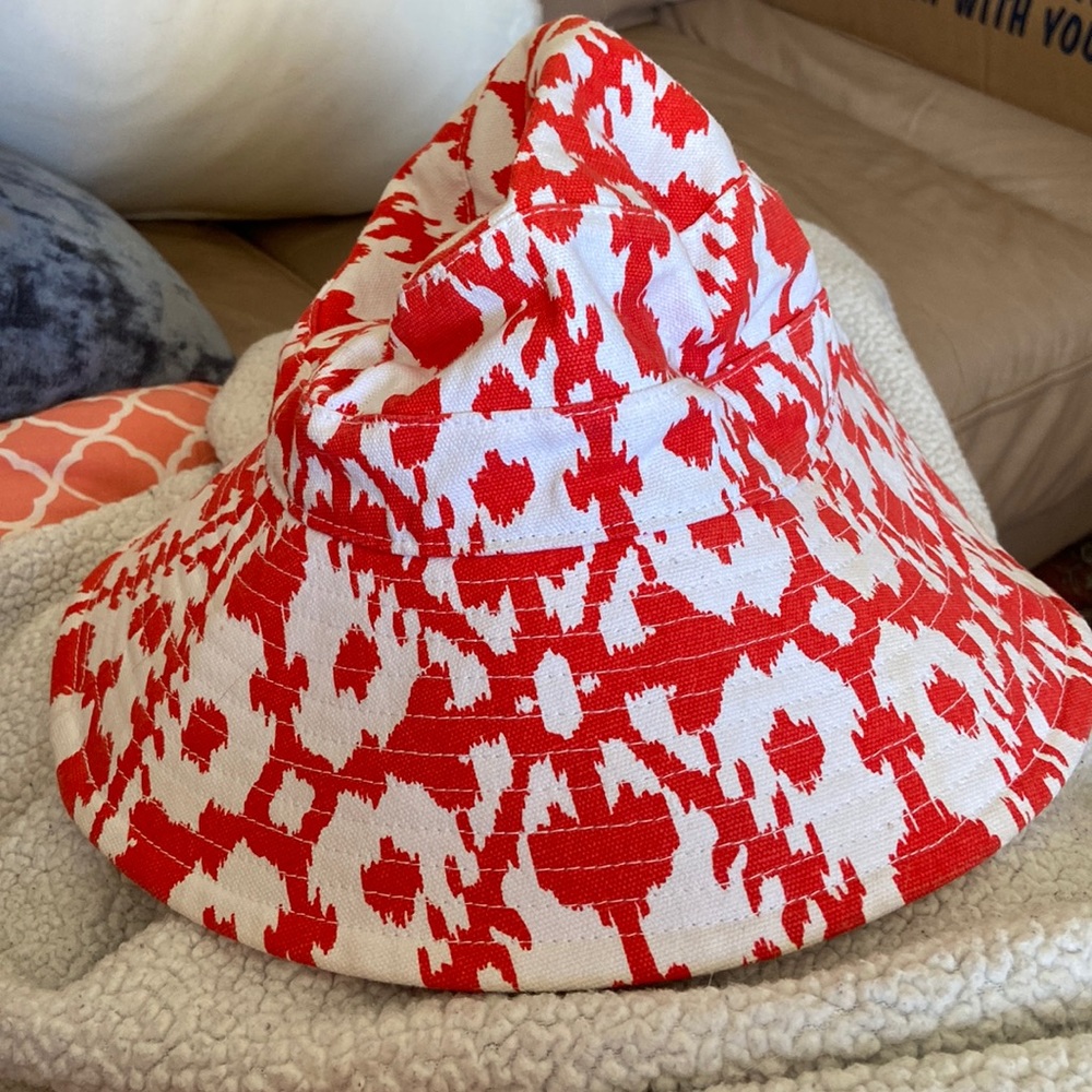 Kavu red hat